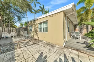 805 NE 17th Ave, Fort Lauderdale, FL 33304 - Photo 2