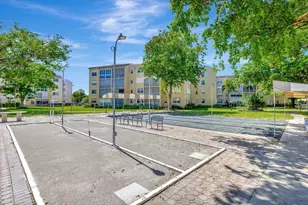 2841 Somerset Dr, Lauderdale Lakes, FL 33311 - Photo 28