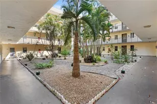 2841 Somerset Dr, Lauderdale Lakes, FL 33311 - Photo 18