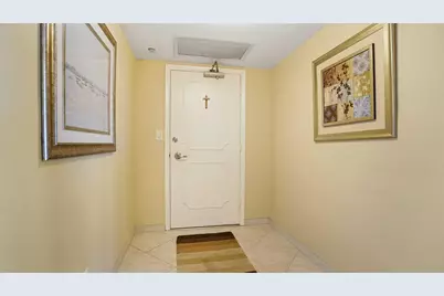 3750 Galt Ocean Drive #1807, Fort Lauderdale, FL 33308 - Photo 4