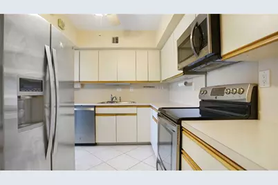 3750 Galt Ocean Drive #1807, Fort Lauderdale, FL 33308 - Photo 18