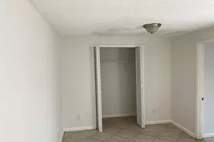 1640 SW 40th Terrace Unit, Fort Lauderdale, FL 33317 - Photo 4