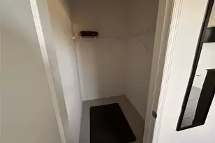 1522 SE Flintlock Rd, Port Saint Lucie, FL 34952 - Photo 8