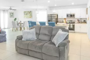 1522 SE Flintlock Rd, Port Saint Lucie, FL 34952 - Photo 18