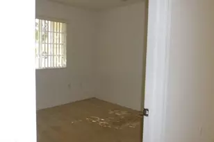 25373 SW 122nd Pl, Homestead, FL 33032 - Photo 6