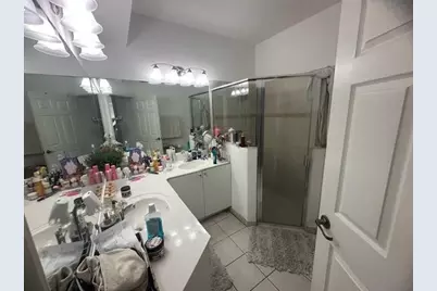 8691 NW 112th Court, Doral, FL 33178 - Photo 16