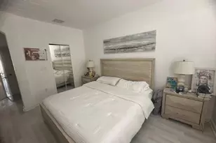 8691 NW 112th Ct, Doral, FL 33178 - Photo 14