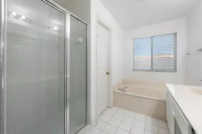 10772 SW 14th Place, Davie, FL 33324 - Photo 16