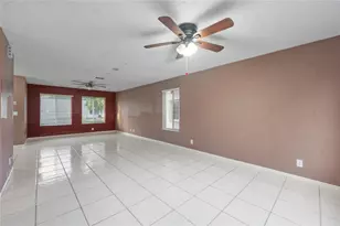 10772 SW 14th Pl, Davie, FL 33324 - Photo 12