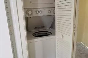 817 SE 12th Ct, Fort Lauderdale, FL 33316 - Photo 8