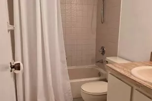 817 SE 12th Ct, Fort Lauderdale, FL 33316 - Photo 14