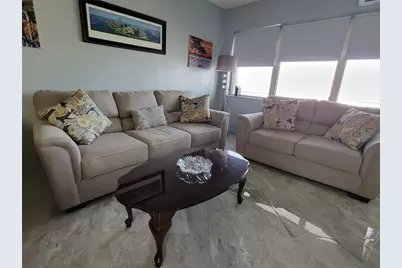 800 SW 11th Avenue #17, Hallandale Beach, FL 33009 - Photo 6