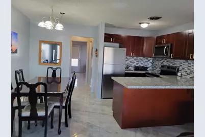 800 SW 11th Avenue #17, Hallandale Beach, FL 33009 - Photo 1