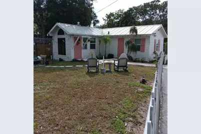 717 S Indian River Drive, Fort Pierce, FL 34950 - Photo 2