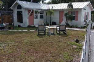 717 S Indian River Dr, Fort Pierce, FL 34950 - Photo 2