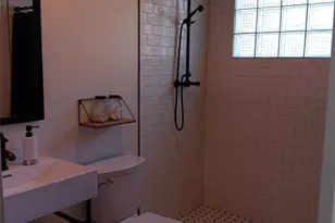 717 S Indian River Dr, Fort Pierce, FL 34950 - Photo 10