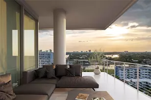 527 Orton Ave, Fort Lauderdale, FL 33304 - Photo 2