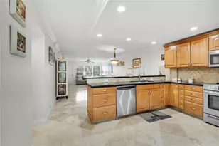 18940 Stewart Cir, Boca Raton, FL 33496 - Photo 4