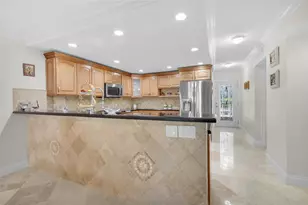 18940 Stewart Cir, Boca Raton, FL 33496 - Photo 6