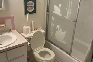 8581 SW 20th Pl, Davie, FL 33324 - Photo 2