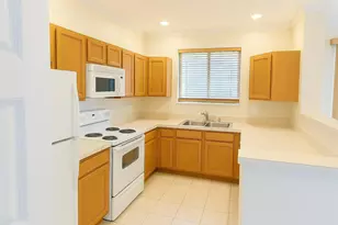 3261 Laurel Ridge Cir, Riviera Beach, FL 33404 - Photo 4