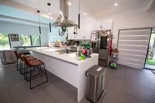 18560 NE 20th Ct, North Miami Beach, FL 33179 - Photo 4