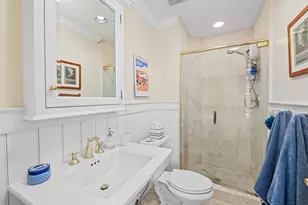 2342 NE 26th St, Lighthouse Point, FL 33064 - Photo 22