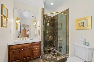 2342 NE 26th St, Lighthouse Point, FL 33064 - Photo 24