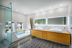 20824 NE 30th Pl, Miami, FL 33180 - Photo 22