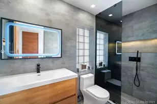 20824 NE 30th Pl, Miami, FL 33180 - Photo 26