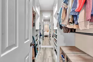 1311 NE 42nd St, Oakland Park, FL 33334 - Photo 42