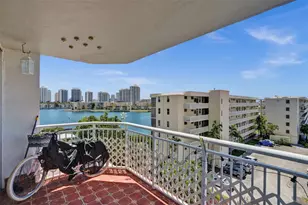 18041 Biscayne Blvd, Aventura, FL 33160 - Photo 24