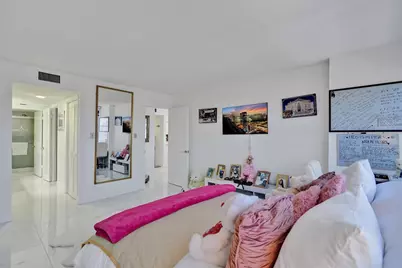 18041 Biscayne Boulevard #503, Aventura, FL 33160 - Photo 20