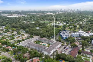 15600 NE 6th Ave, Miami, FL 33162 - Photo 26