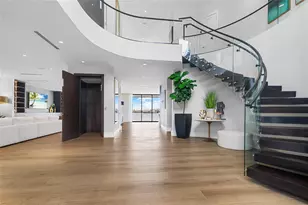 1957 Harbourview Dr, Fort Lauderdale, FL 33316 - Photo 14