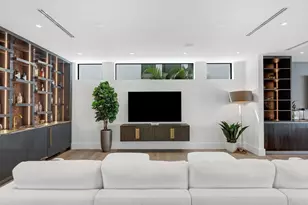 1957 Harbourview Dr, Fort Lauderdale, FL 33316 - Photo 20