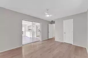 4922 NW 52nd St, Tamarac, FL 33319 - Photo 16