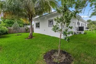 5250 SW 18th St, West Park, FL 33023 - Photo 30