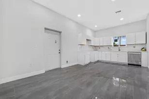 5250 SW 18th St, West Park, FL 33023 - Photo 14