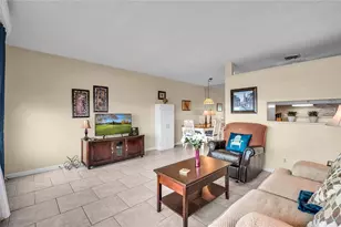 925 SW 11th Ave, Hallandale Beach, FL 33009 - Photo 12