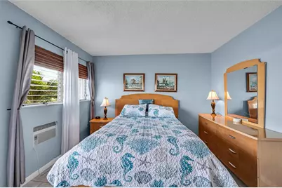 925 SW 11th Avenue #J-17, Hallandale Beach, FL 33009 - Photo 24