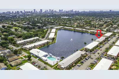 925 SW 11th Avenue #J-17, Hallandale Beach, FL 33009 - Photo 2