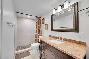 2804 Victoria Way, Coconut Creek, FL 33066 - Photo 10