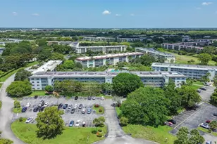 2804 Victoria Way, Coconut Creek, FL 33066 - Photo 38