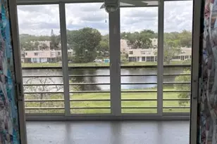 1811 Sabal Palm Unit, Davie, FL 33324 - Photo 2