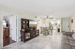 301 Olivewood Pl, Boca Raton, FL 33431 - Photo 6