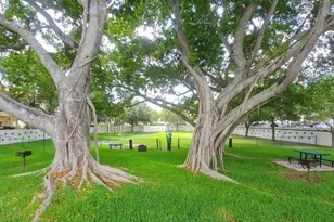 301 Olivewood Pl, Boca Raton, FL 33431 - Photo 22