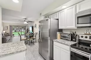 301 Olivewood Pl, Boca Raton, FL 33431 - Photo 2