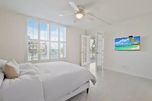 1051 Hillsboro Mile, Hillsboro Beach, FL 33062 - Photo 16