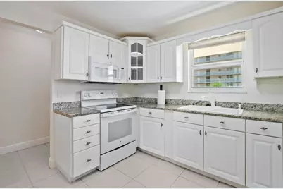 1051 Hillsboro Mile #305E, Hillsboro Beach, FL 33062 - Photo 12